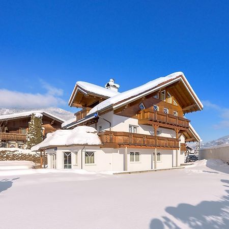 Haus Meneweger Apartment Flachau Exterior photo